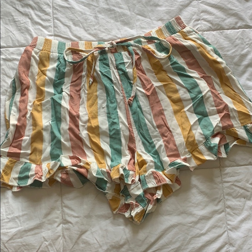 Flowy American Eagle Shorts